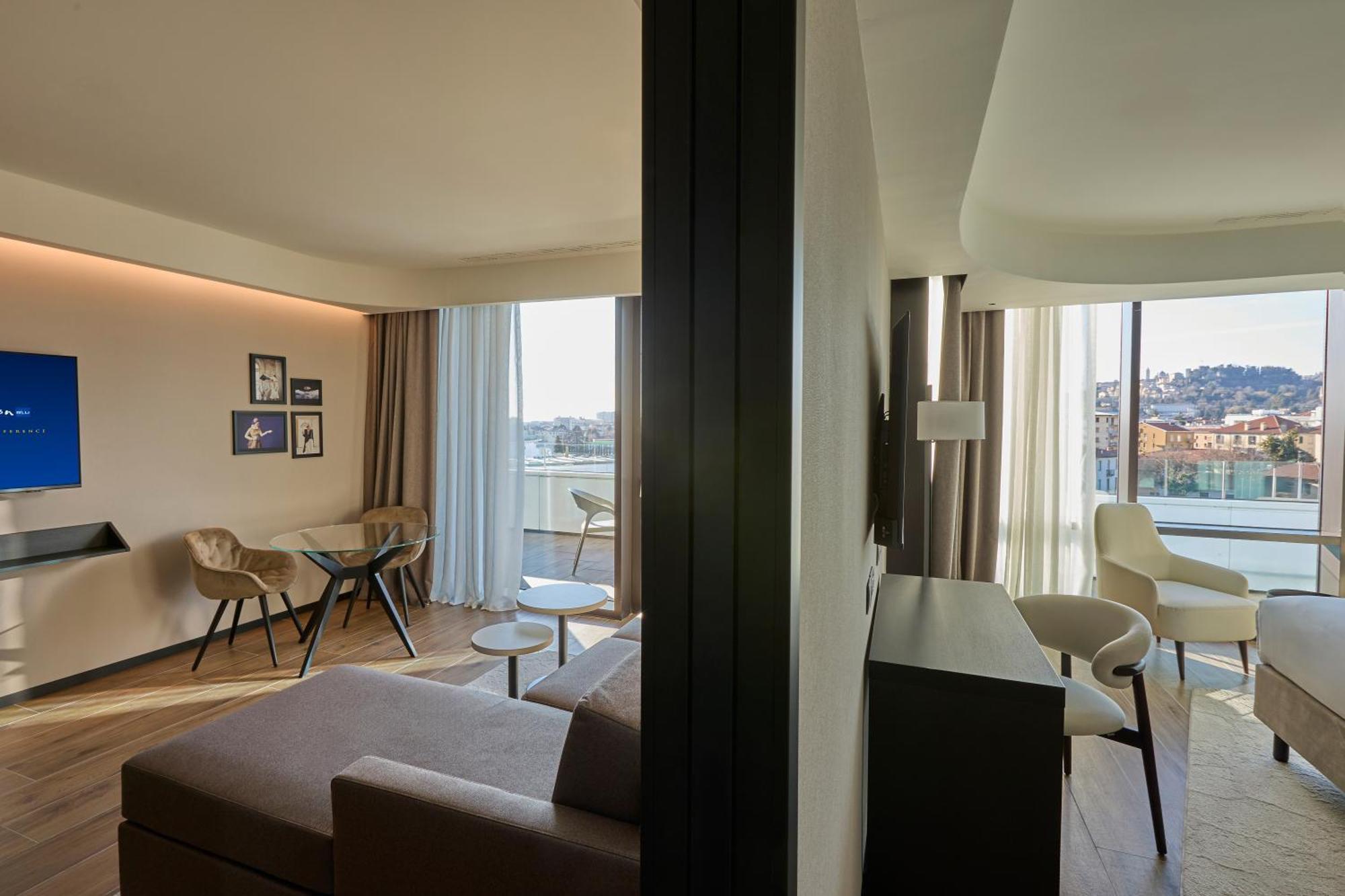 Radisson Blu Hotel, Choruslife Hotel 4*